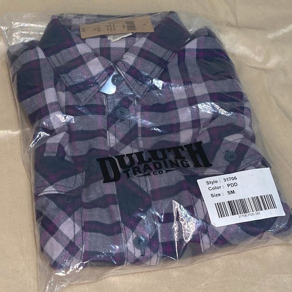 Women's Duluth Trading Company Small Flannel NWT Purple Plaid - Picture 3 of 9